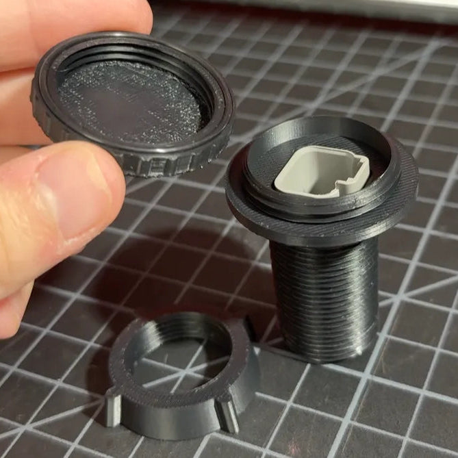 90-05 Miata Battery Tender Antenna Adapter